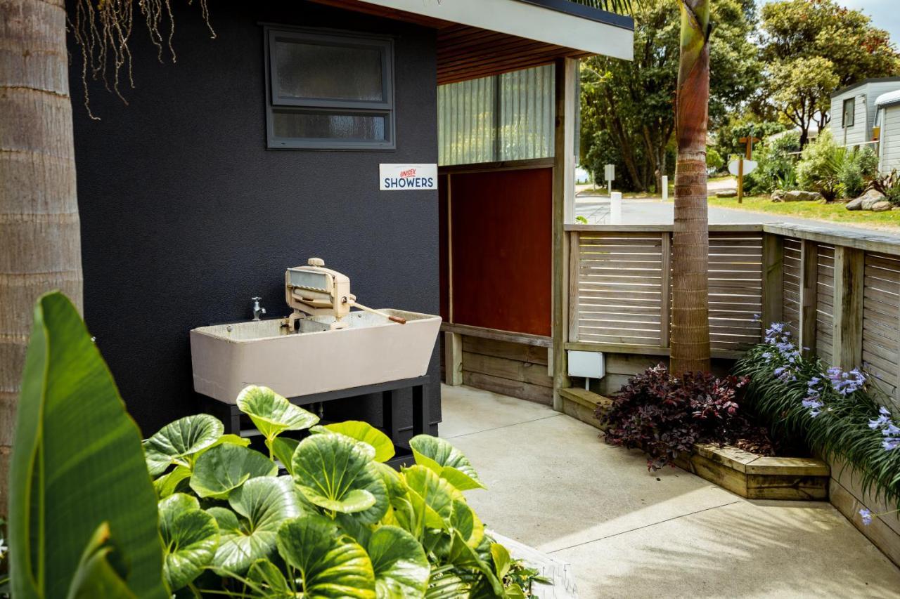 Bowentown Beach Holiday Park Waihi Buitenkant foto