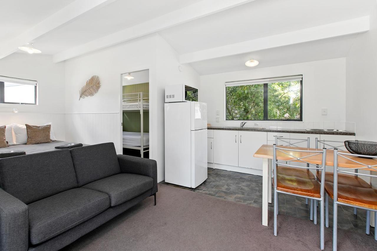 Bowentown Beach Holiday Park Waihi Buitenkant foto